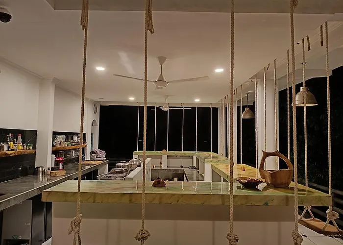 Skylodge - Bali Jungle Retreat With Fine Dining & Eco Pool ホテル